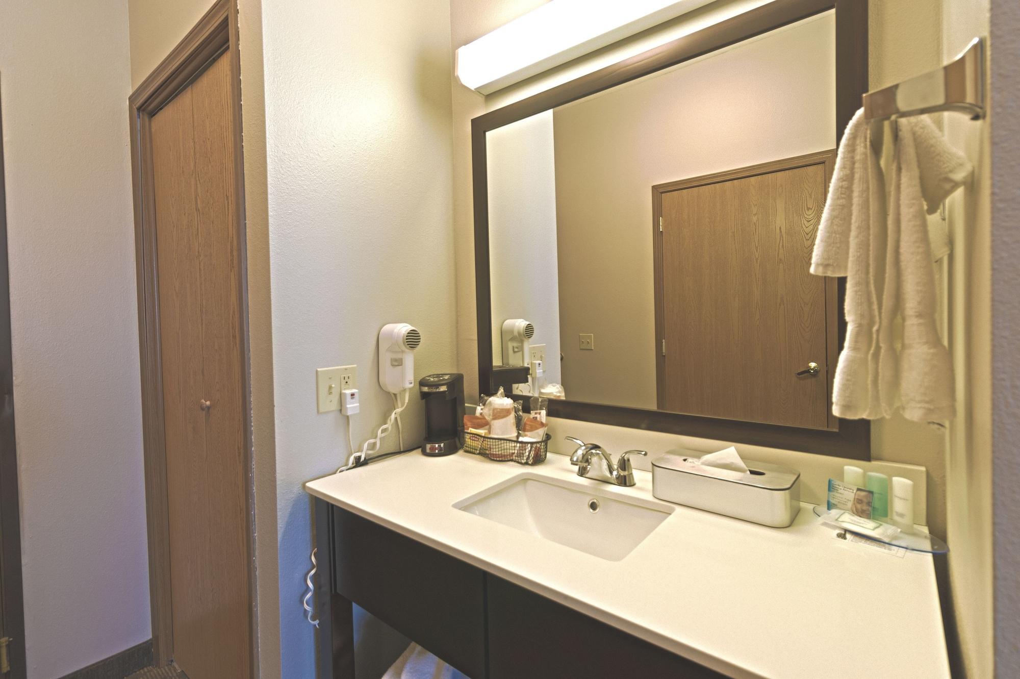 Clarion Inn Kingman I-40 Route 66 Ngoại thất bức ảnh